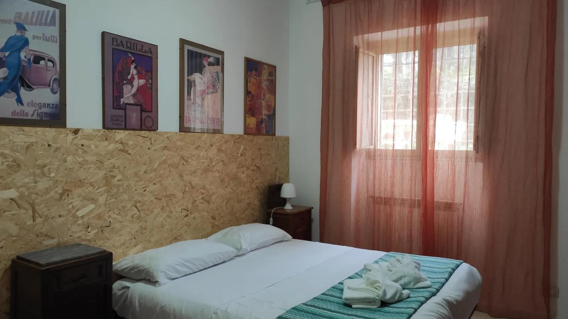 Fabio'S Home Gemelli Rome 0*,  Italy